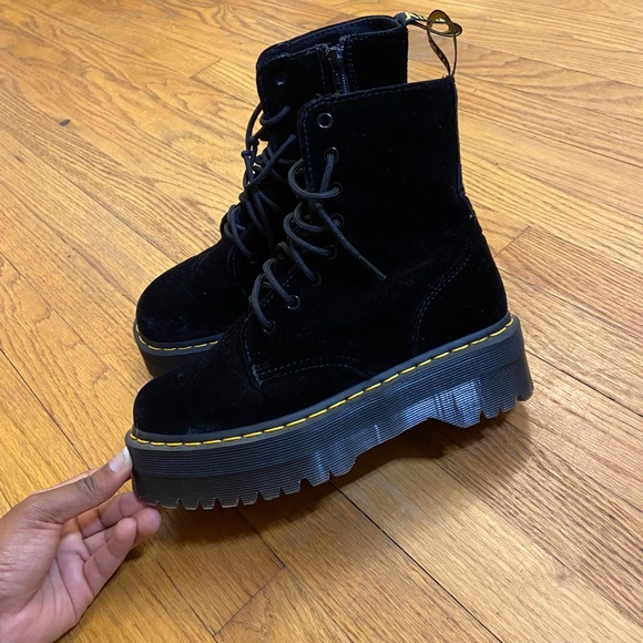 Dr. Martens Velour Jadons! - Picture 3 of 10